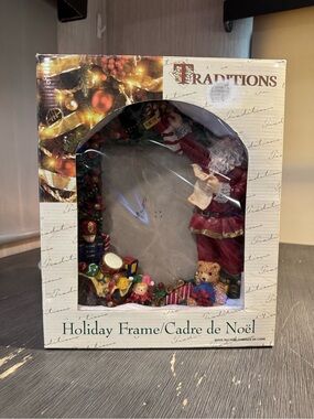 EUC Vintage Traditions Santa Holiday Photo Frame